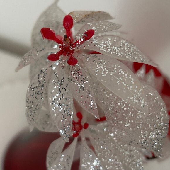 VINTAGE Set 2 Plastic Glittered White Poinsettia Flower Picks - Picture 4 of 10